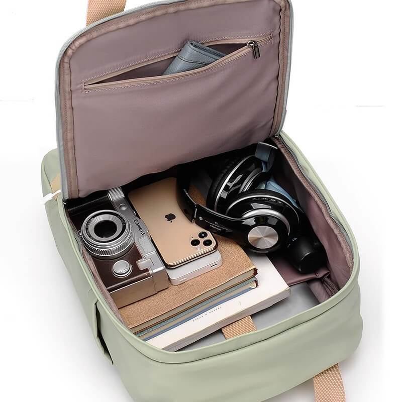 230B7 Waterproof Fashion Travel Backpack